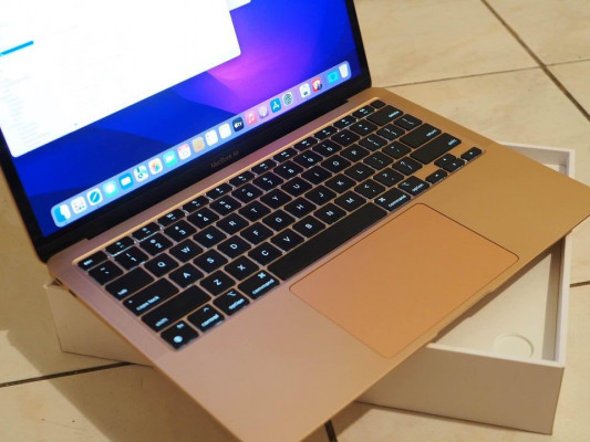 Macbook Air M1 8/256 13 inch (sale swap)