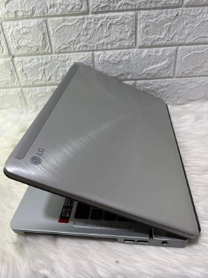 LG I7 MID GAMING LAPTOP, DUAL GRAPHICS