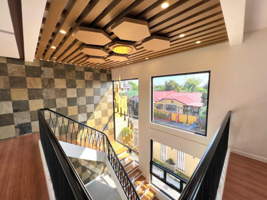 Charming Brand New House and Lot for Sale in BF Resort Village, Las Piñas