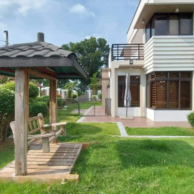 CAMBRIDGE HOUSE FOR SALE