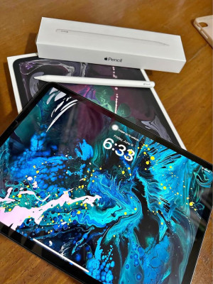Ipad Pro 11” 3rd Gen 256gb With 2nd Gen Apple Pencil (3 Months Old)