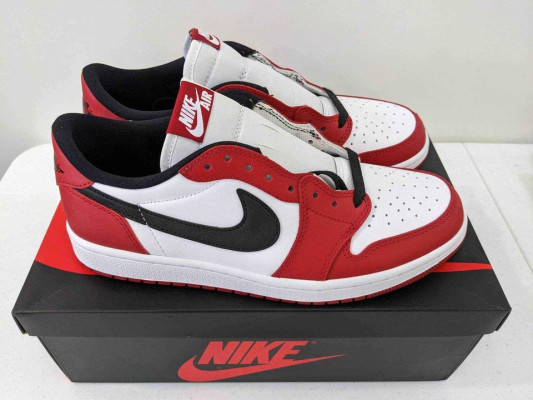 JORDAN 1 LOW OG CHICAGO