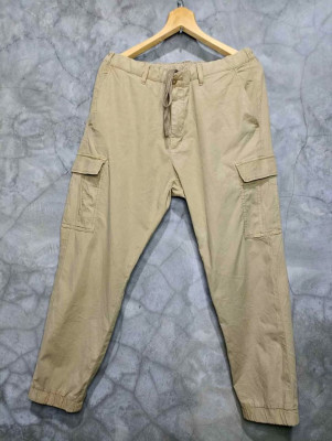 Uniqlo Cargo pants