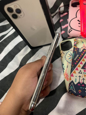 iPhone 11 Pro 64GB (Factory Unlocked)