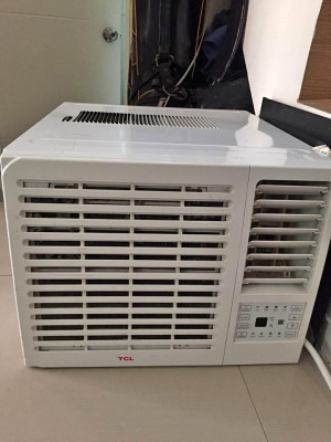 FOR SALE 1.5HP TCL WINDOW TYPE AIRCONDITION