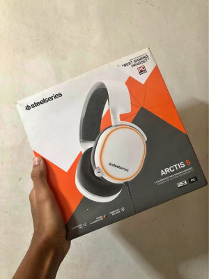 Steelseries Arctis 5 (Wired)