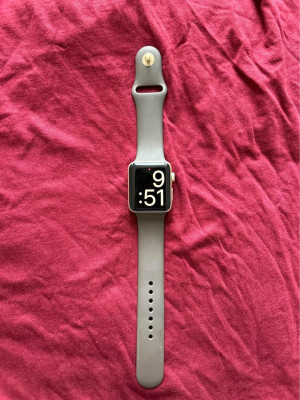 Apple Watch Series 2 42mm Sports Gold Negotiable