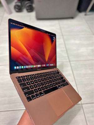 For Sale! Macbook Air 2019  Slightly used No issue  Unit and Box only   RFS: Hin