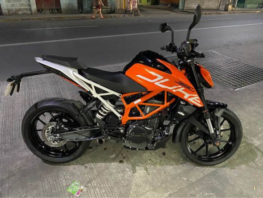 KTM Duke 390 2017 model