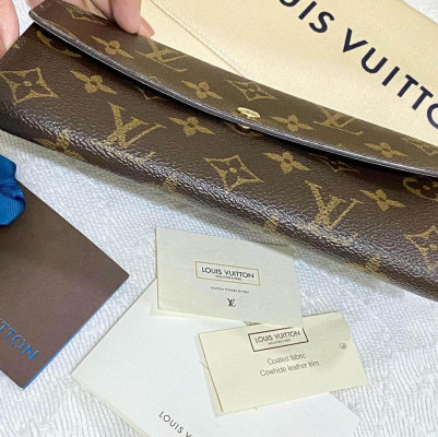 Limited Edition LV Sarah Wallet