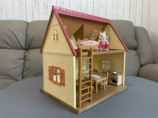 Sylvanian Families Red Roof Country Cozy Cottage Starter Home