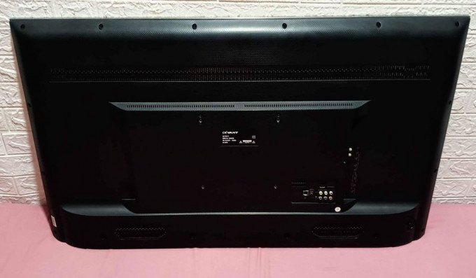 DEVANT 50" ULTRA HD SMART TV