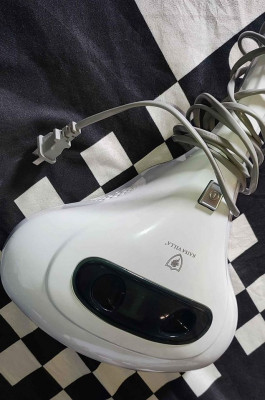 Pre-loved Bed vacuum cleaner dust mite with uv (slightly used)