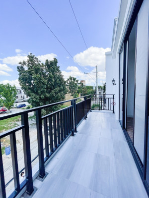 Exceptional Bright House and Lot for Sale near Mindanao Ave.