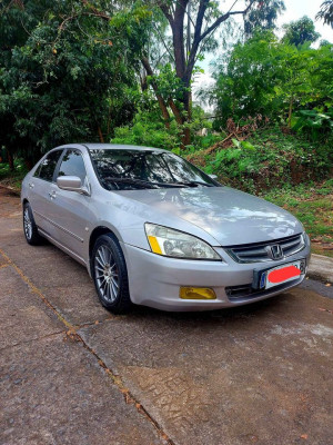 2004 Honda Accord i-VTEC vip automatic (freshness)