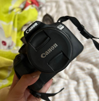 Canon EOS 1500D