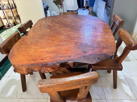 Narra wood Dining Set