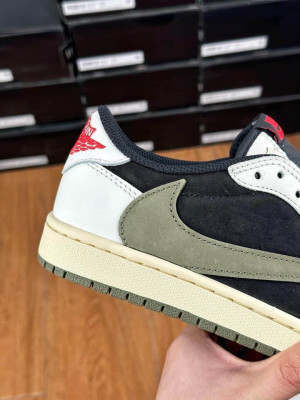 Jordan 1 Low Travis Scott Olive (UA)