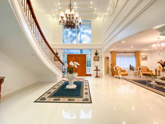 ⁣Impeccable Massive Mansion for Sale in Loyola Grand Villas⠀