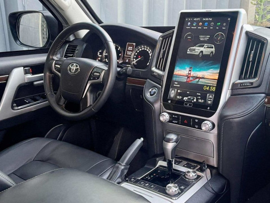 2020 Toyota land cruiser