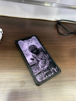 iPhone 11 Pro 256Gb - Color MidNight Green MAKINIS