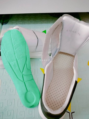 ALEXANDER MCQUEEN Oversize Sneakers With Double-strap(AUTHENTIC)