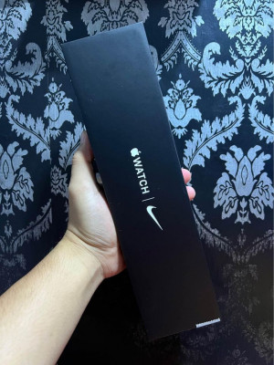 Apple Watch Series 7 Nike edition