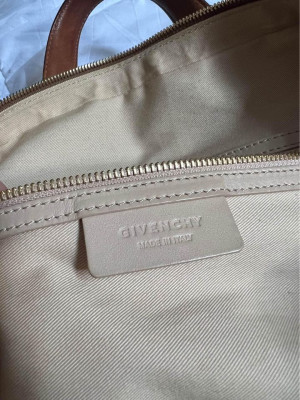 Givenchy Medium Nightingale