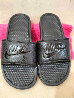 Nike slides