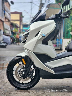 2021 BMW c400 gt