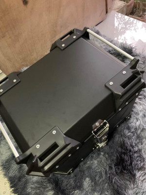 ALLOY TOPBOX (45 liters, black)