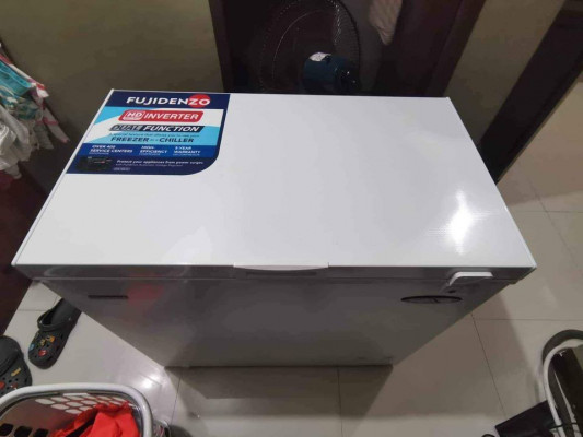 Fujidenzo 7cu ft Inverter chest freezer