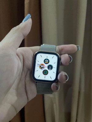 Apple watch Series 5 44mm Rose Gold complete