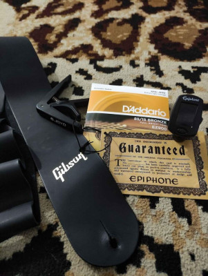 Epiphone DR-100 Full-sized Mahogany Dreadnought Acoustic Guitar