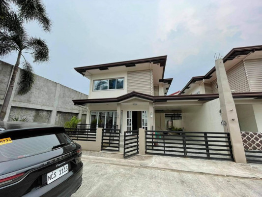 House and Lot for Sale in Las piñas