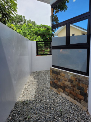 HOUSE AND LOT FOR SALE!!!