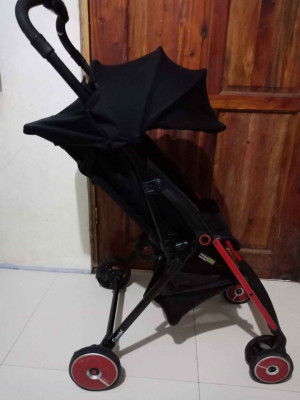 rush for sale baby stroller! very handy to carry