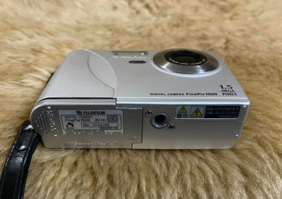 Fujifilm Finepix 1500 Rare Digital Camera