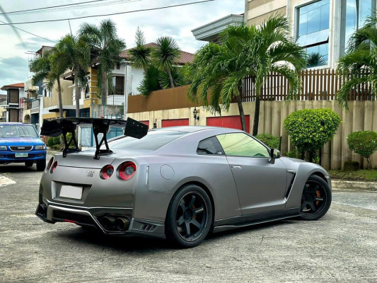 Nissan GTR Premium R35