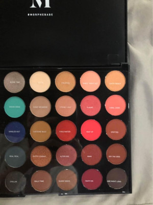 Morphe 34H hot spot palette