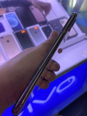 iPhone XS MAX 64gb globe