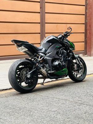 KAWASAKI Z1000R 2021 MODEL