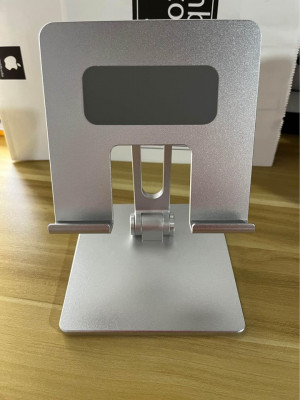 Foldable Full Aluminum Adjustable iPad/Tablet Stand - Silver