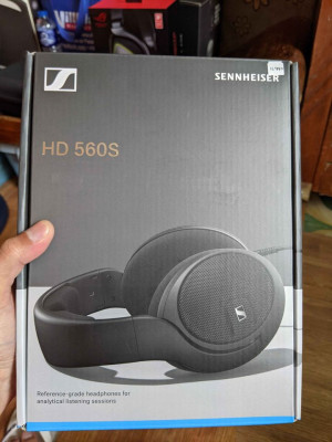 Sennheiser HD560s