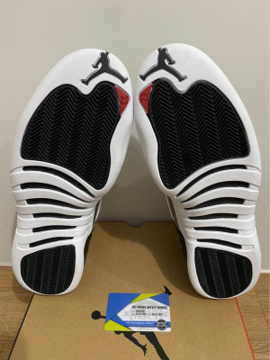 Air Jordan 12 Retro OG "Playoffs" 2022 Size 13 US