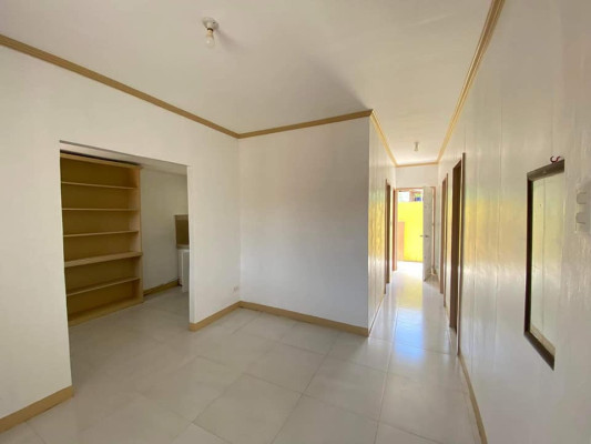 HOUSE AND LOT FOR SALE