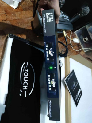 Wireless Microphone Touch Screen