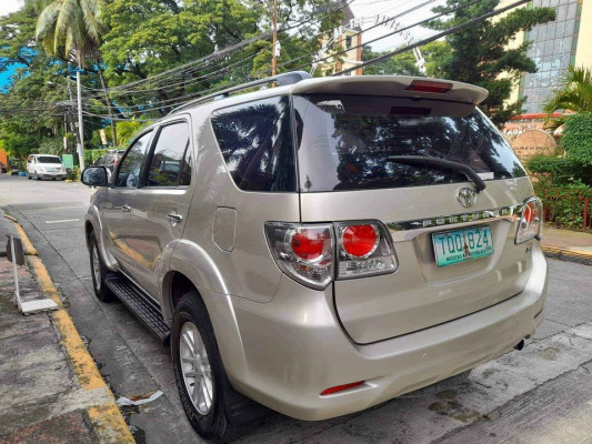 2012 Toyota fortuner