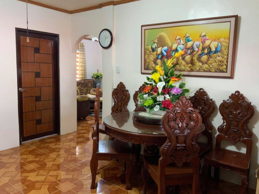 Tagaytay 2 Houses & Lot for Sale