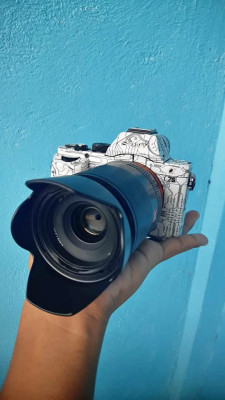 RUSH Sony A7s Full-frame with Viltrox 35mm f1.8 FE